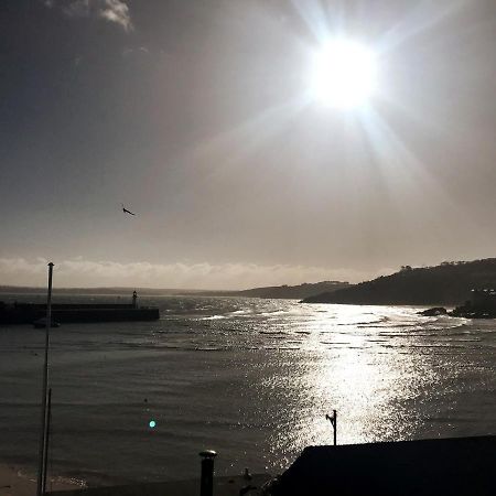 Modern Studio Apartment With Stunning Views! St Ives エクステリア 写真