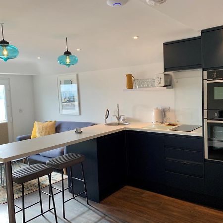 Modern Studio Apartment With Stunning Views! St Ives エクステリア 写真