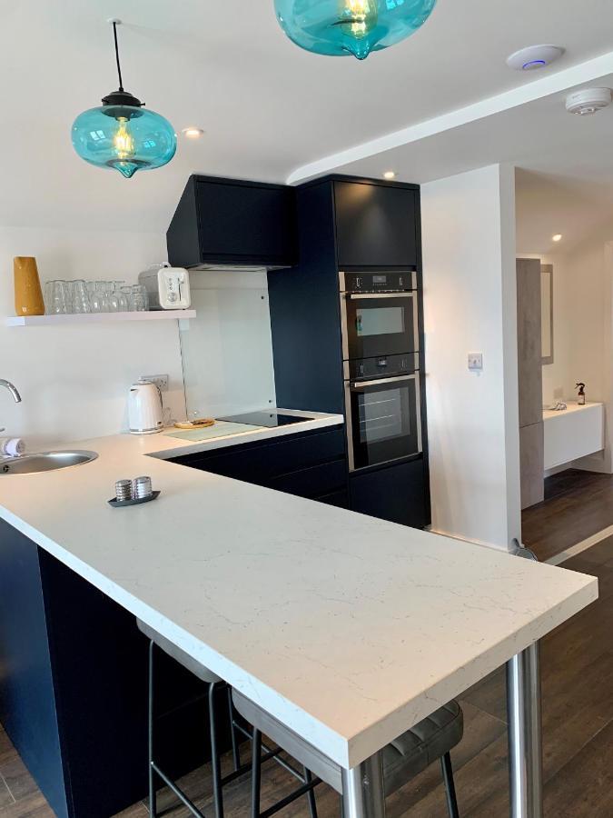 Modern Studio Apartment With Stunning Views! St Ives エクステリア 写真